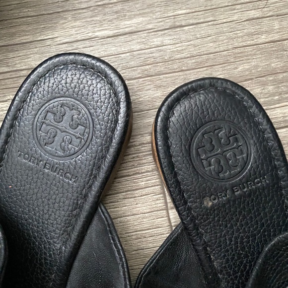 Tory Burch bag and matching Sandals - Picture 10 of 13